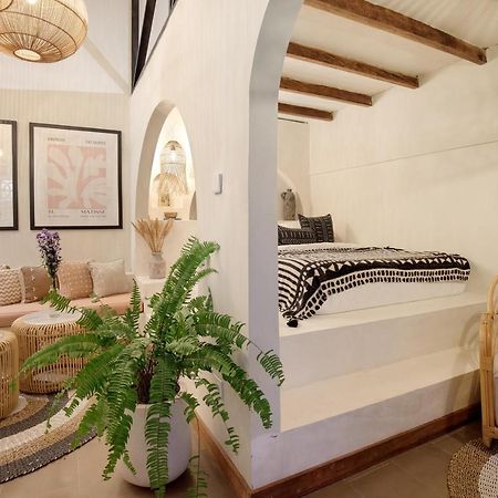 Seminyak Beach Bungalow Studio Villa 1 With Private Pool Sbb1 外观 照片